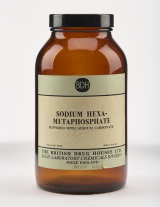 Glass bottle for sodium hexametaphosphate
