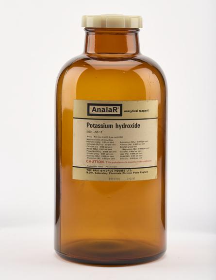 Glass bottle for potassium hydroxide