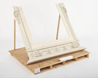 Wooden mantelpiece and fire-surround, c.1800