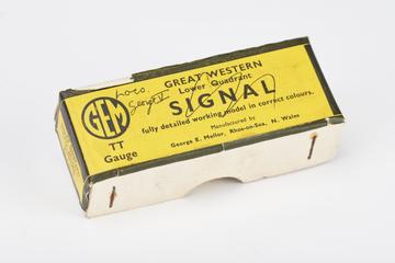 Box for model locomotive of LNWR "George The Fifth"