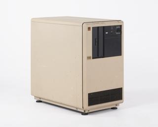 ICL PERQ 2 System Unit