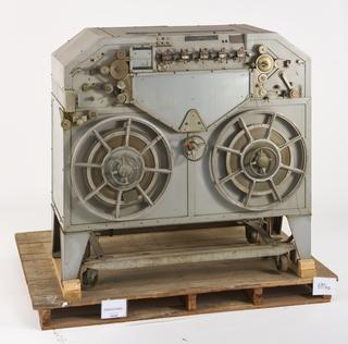 Marconi-Stille recording and reproducing machine