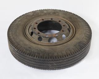 Spare Wheel for Mobile X-Ray Vehicle