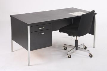 Desk and chair used as part of a Cray-1A Maintenance Control Unit