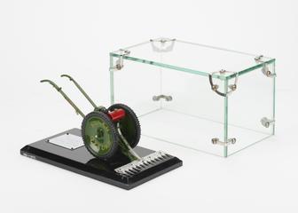 Scale model of self-propelled reciprocating knife motor scythe