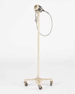 Electric chiropodial engine