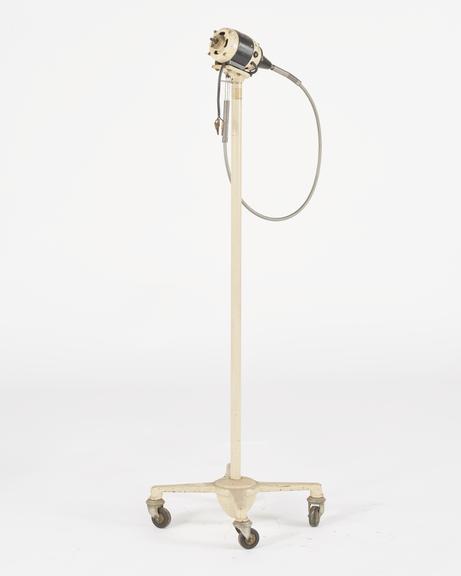 Electric chiropodial engine