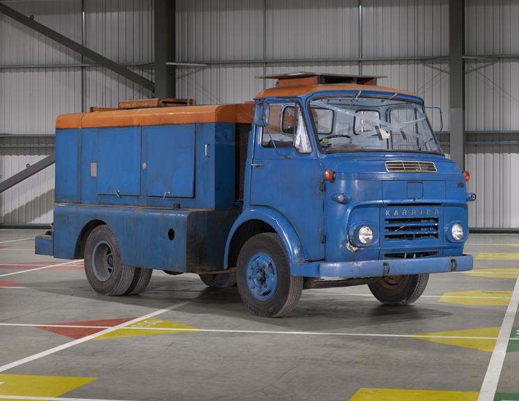 Aircraft ground support vehicle : air starter truck. Air compressor by Autodiesels Ltd