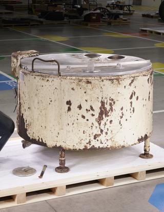 APV bulk milk tank and switchgear