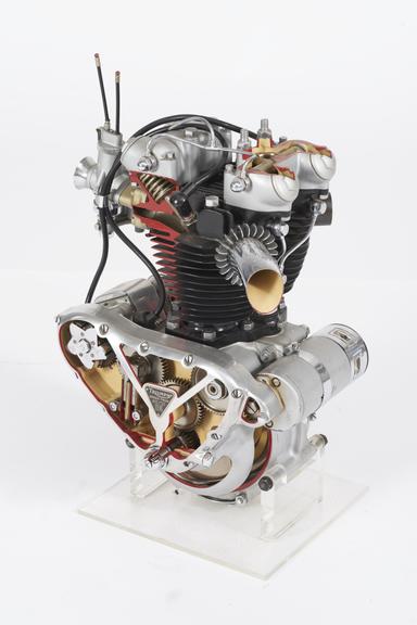 Triumph 498 cc speed-twin 27 hp motor cycle engine