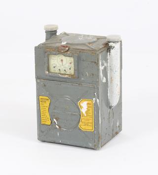 Dry gas meter