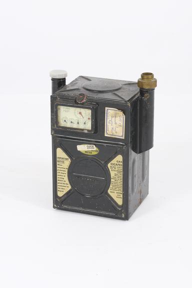 Dry gas meter