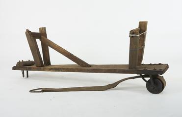 Bench (trestels defective) with Arbor