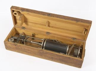 Nansen-Pettersson bottle