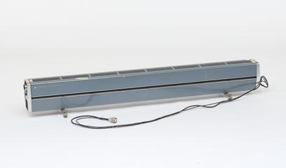 Spectra-Physics 125 - high performance CW helium neon gas laser