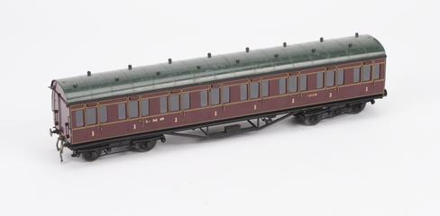 Model railway carriage, 'O' gauge, London Midland & Scottish Railway non-corridor 1st No.10108