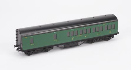 Model railway carriage, 7mm scale, Southern Railway, No.4205