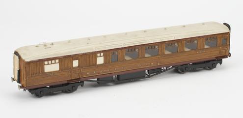Model railway bogie corridor buffet car No.9381