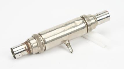 Pipeline from electronic pipeline milking plant