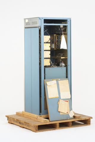 Console labelled Diam
