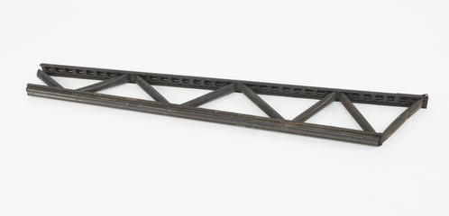 5 ft length of wing spar