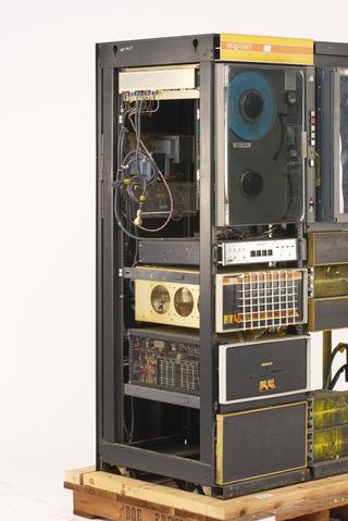 Computer rack
