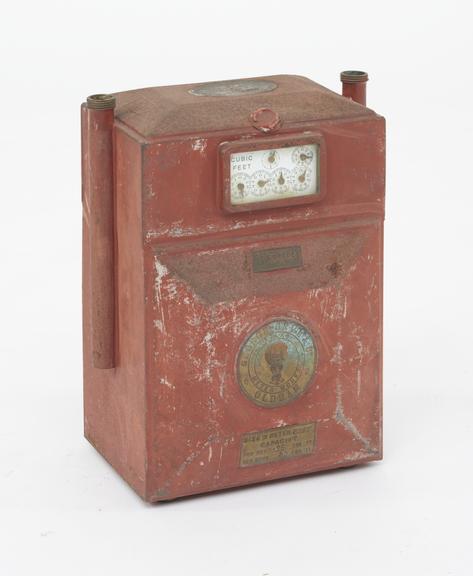 Dry, 5 light gas meter made by George Orme & Co in 1934
