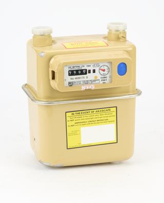 Dry gas meter
