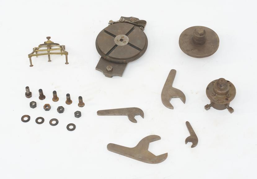 Small parts and accessories for lathe