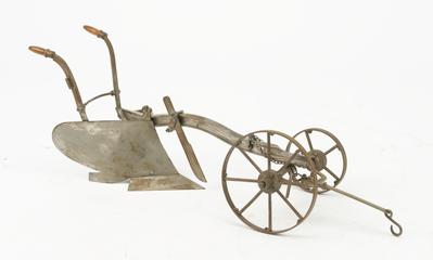 Model of single furrow Bulgarian arc axle plough