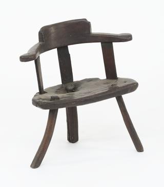 Wooden chair, with 3 legs