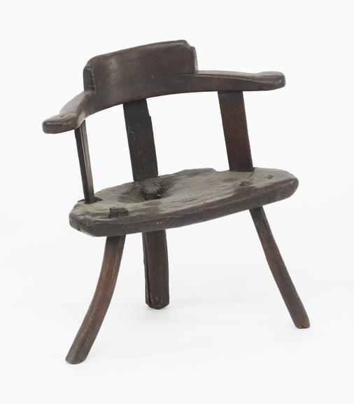 Wooden chair, with 3 legs