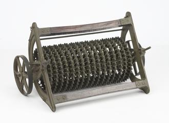 Model (Scale 1:4) of Garrett's clod crusher