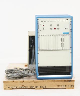 Negretti Automation MCP 80 process control computer console
