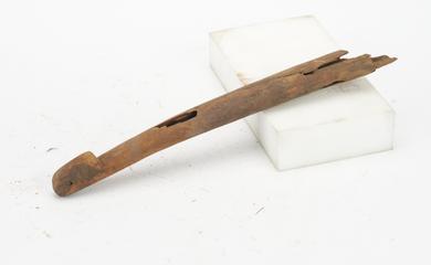 Part of wooden shoulder-bar for carrying suspended objects