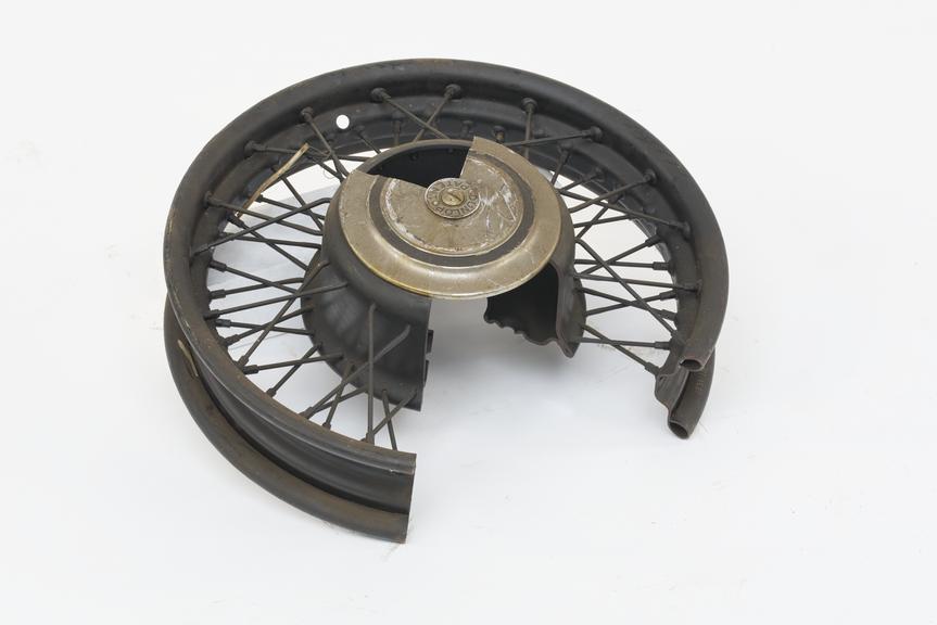 Section of Magna type wire wheel