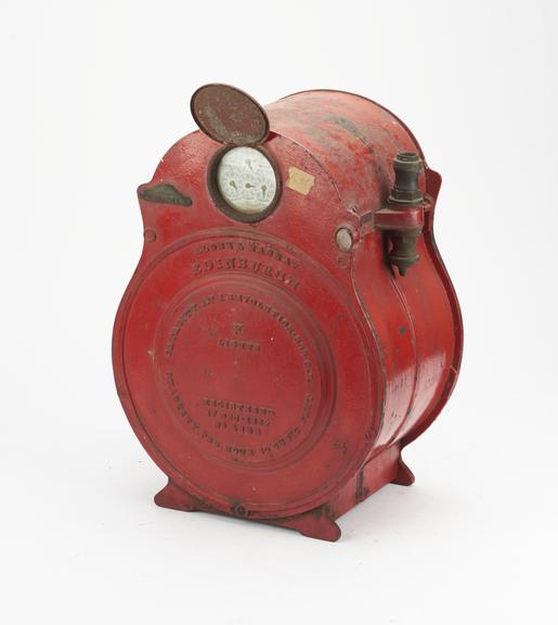 Dry, 10 light gas meter: 490mm height x 250mm depth x 370mm width
