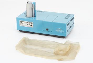 Perkin Elmer 137 UV Spectrometer