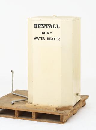 A.W.C. Dairy Water Heater (Outer Case and Fittings Only)