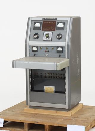Control cabinet for x-ray generator