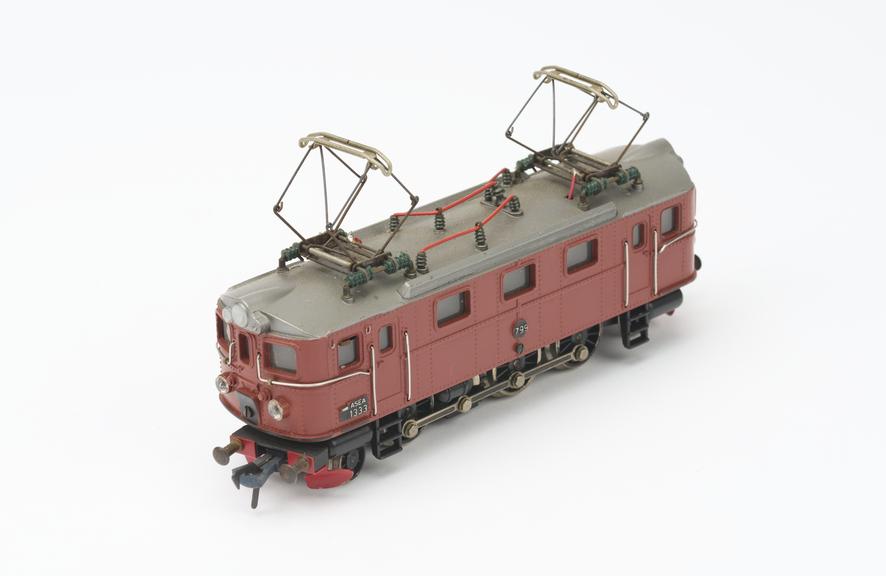 model electric locomotive