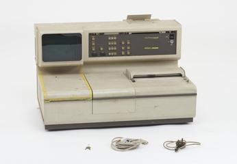 Phillips PU8800 ultraviolet-visible spectrophotometer