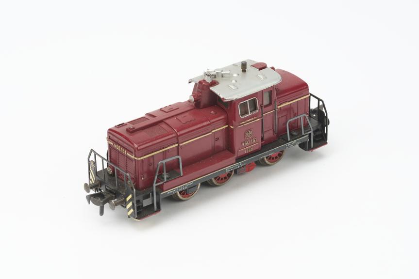 model diesel locomotive