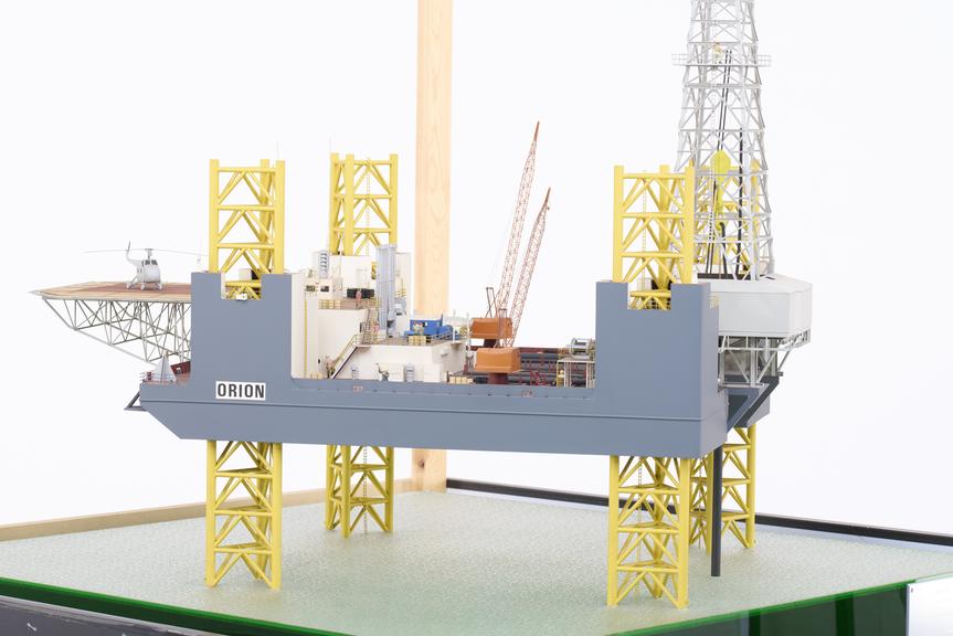 Model of North Sea drilling rig 