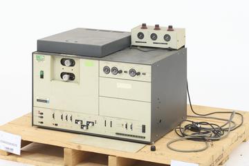 F17 gas chromatograph by Perkin-Elmer