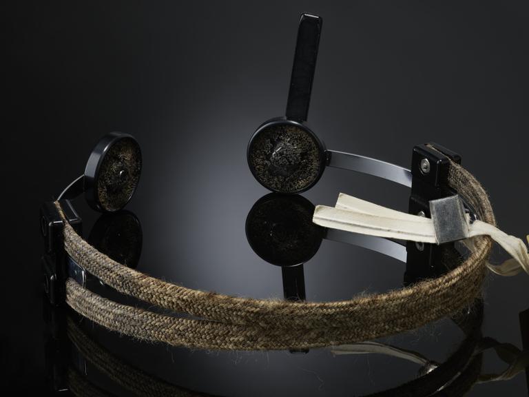 Neil Armstrong's Apollo 11 Lightweight Headset | Science Museum Group ...