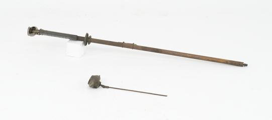 Petrol pump for D.H. 9A and Petrol Pump for D.H. 10