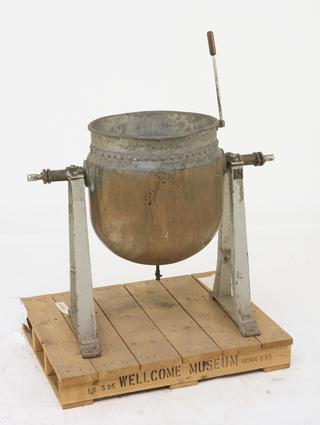 Constant Temperature Cauldron, European, 1850-1940