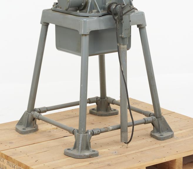 Lattice Mast type 157A.