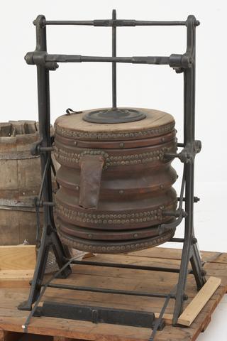 Copper still and worm condenser bellows